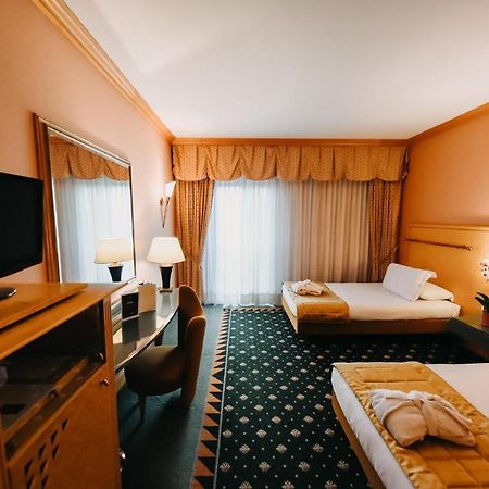 Shg Hotel Antonella Pomezia Dış mekan fotoğraf