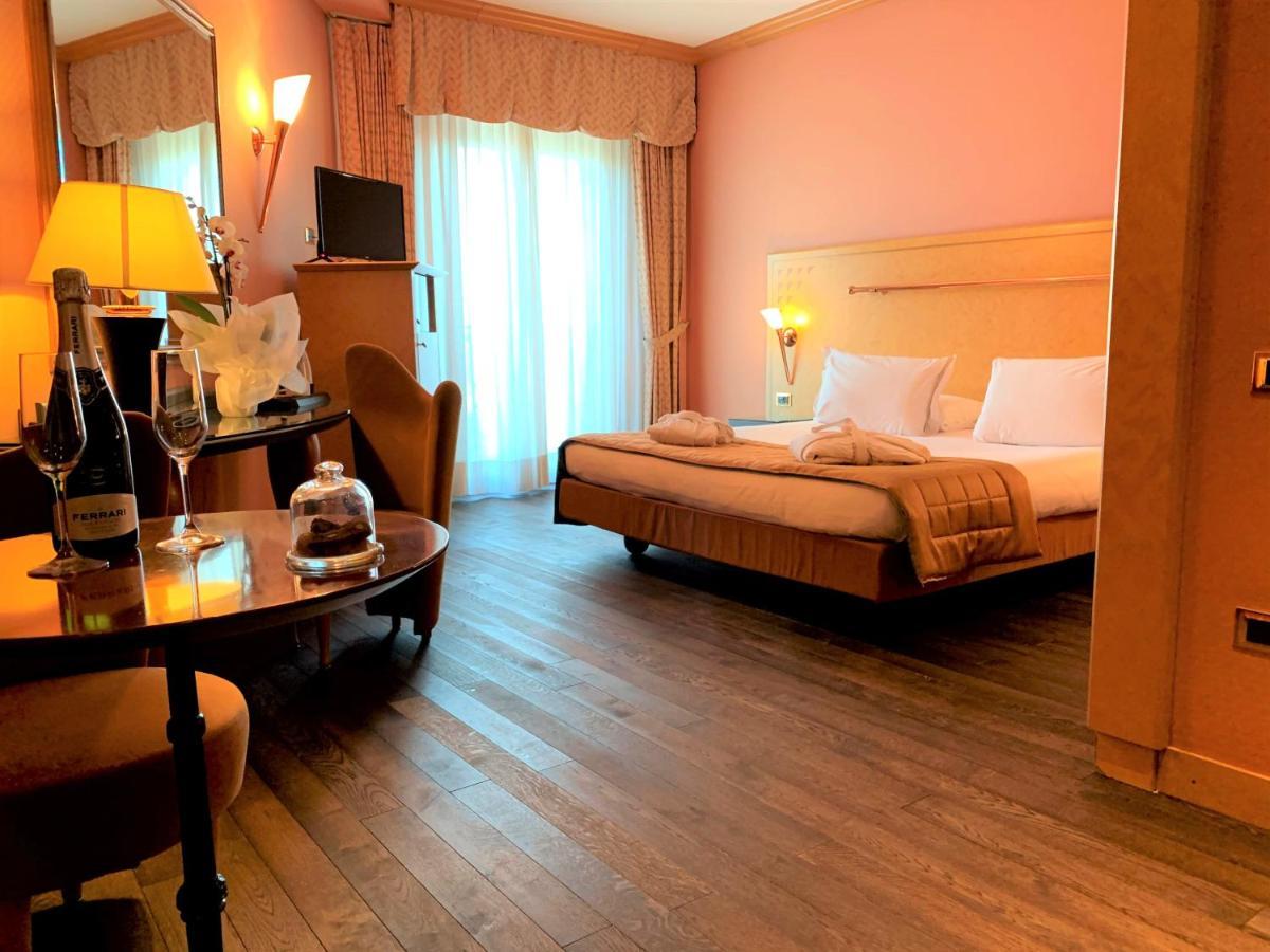 Shg Hotel Antonella Pomezia Dış mekan fotoğraf