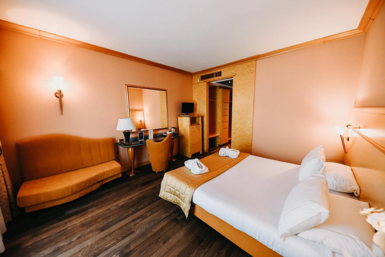 Shg Hotel Antonella Pomezia Dış mekan fotoğraf