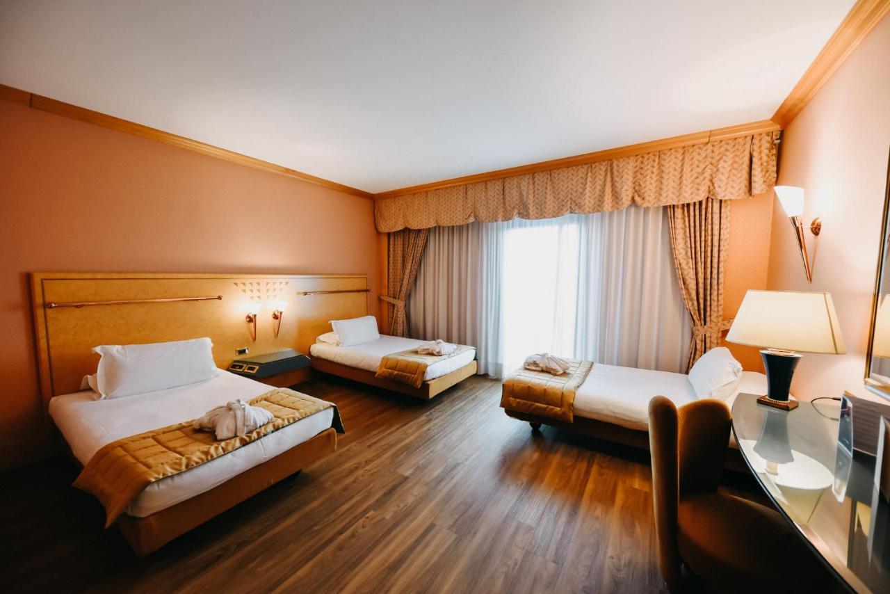 Shg Hotel Antonella Pomezia Dış mekan fotoğraf