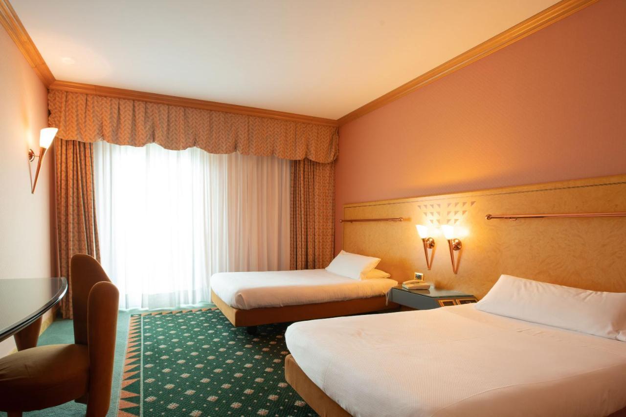 Shg Hotel Antonella Pomezia Dış mekan fotoğraf
