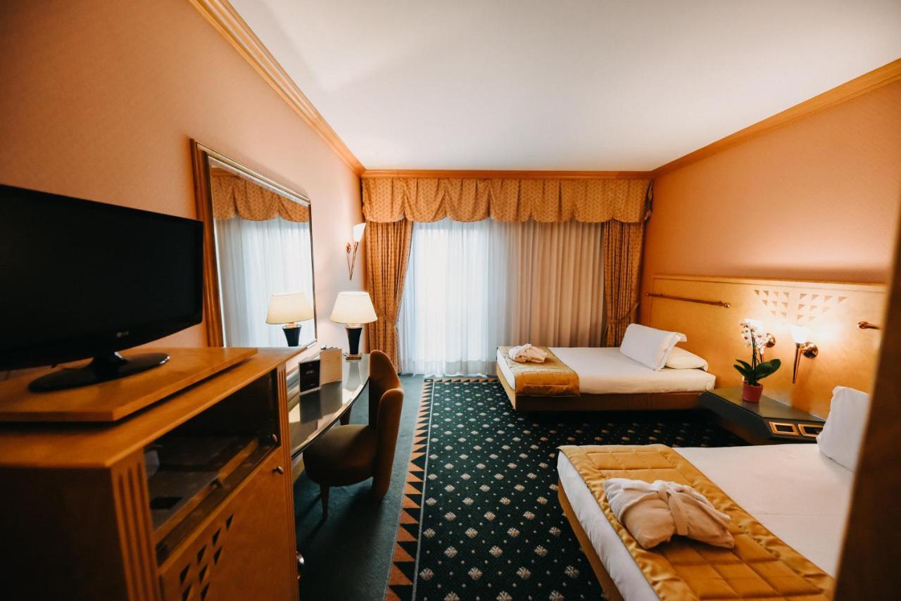 Shg Hotel Antonella Pomezia Dış mekan fotoğraf