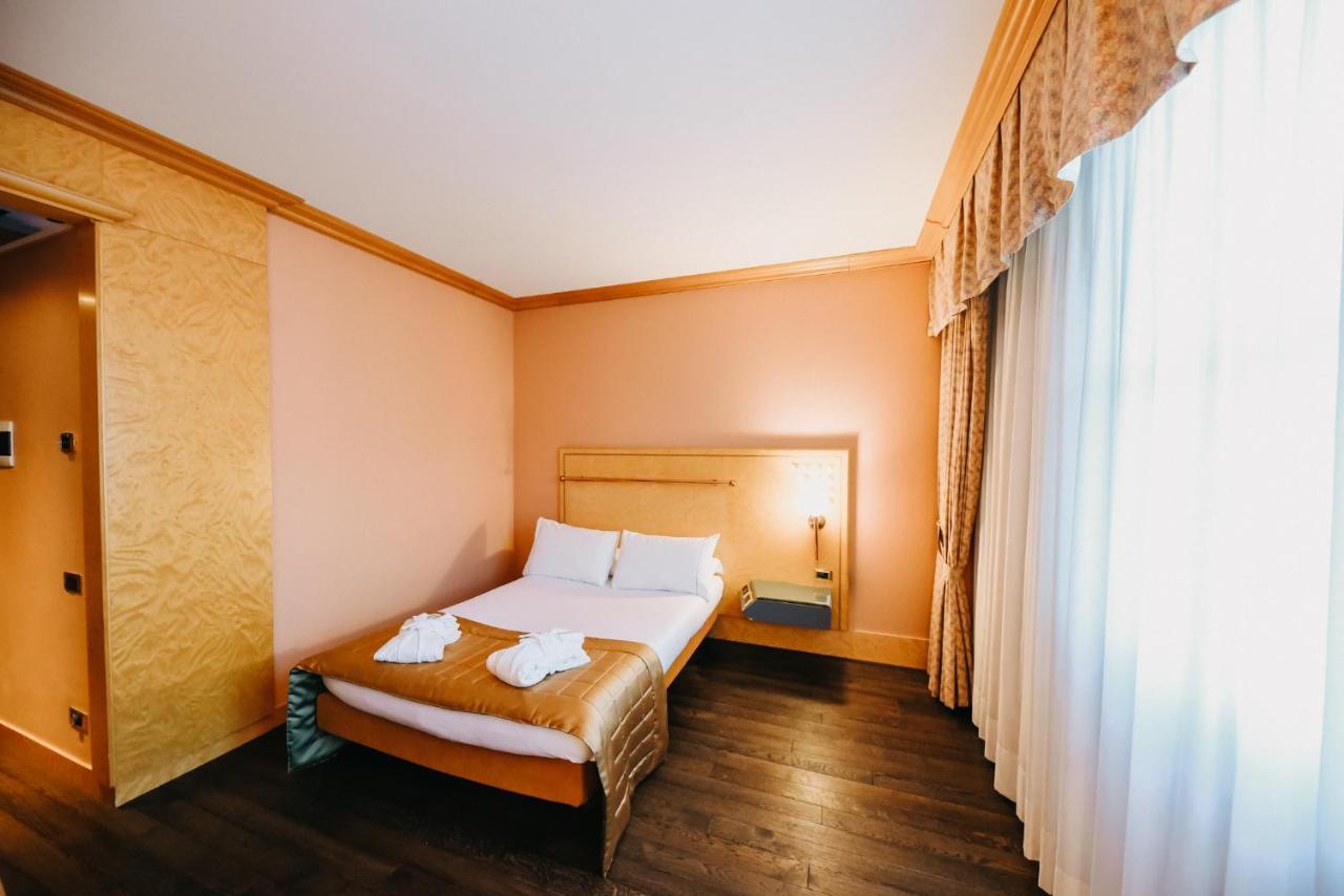 Shg Hotel Antonella Pomezia Dış mekan fotoğraf